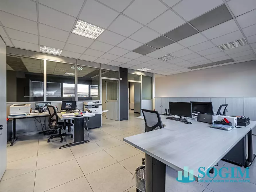 Immagine 22 di Capannone industriale in vendita  in via tevere a Fino Mornasco