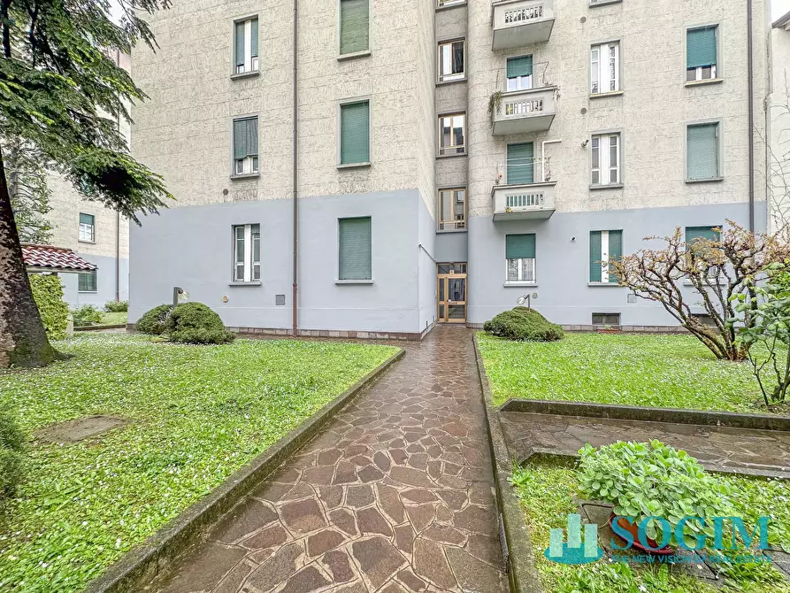Immagine 21 di Appartamento in vendita  in Via delle Rimembranze di Greco 55 a Milano