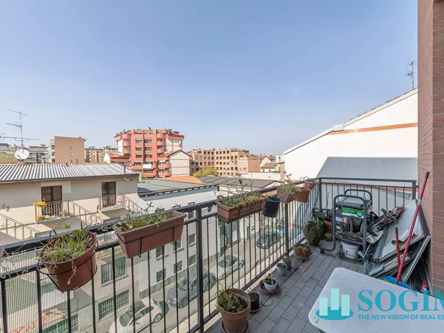 Immagine 12 di Appartamento in affitto  in via Antonio Carnevali 29 a Milano