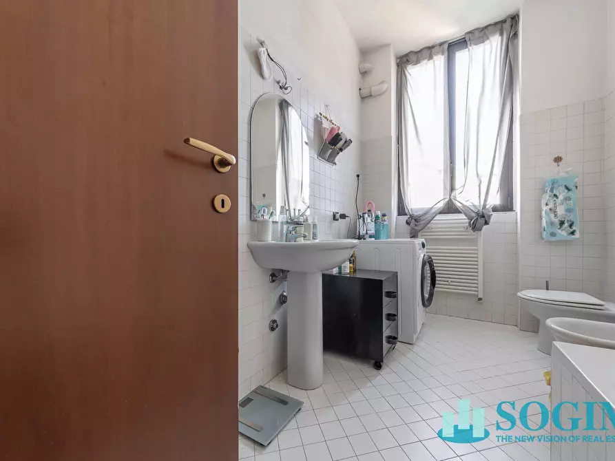 Immagine 10 di Appartamento in affitto  in via Antonio Carnevali 29 a Milano