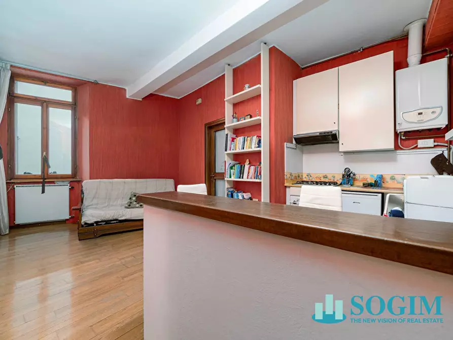 Immagine 4 di Appartamento in vendita  in via rusconi a Como