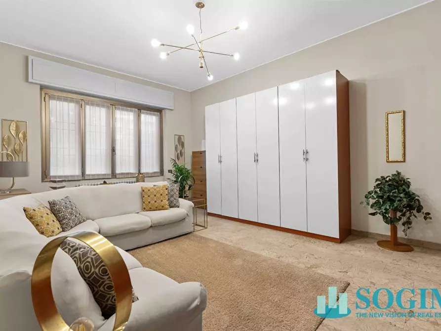 Immagine 13 di Villa in vendita  in Via dei Partigiani 112 a Cinisello Balsamo