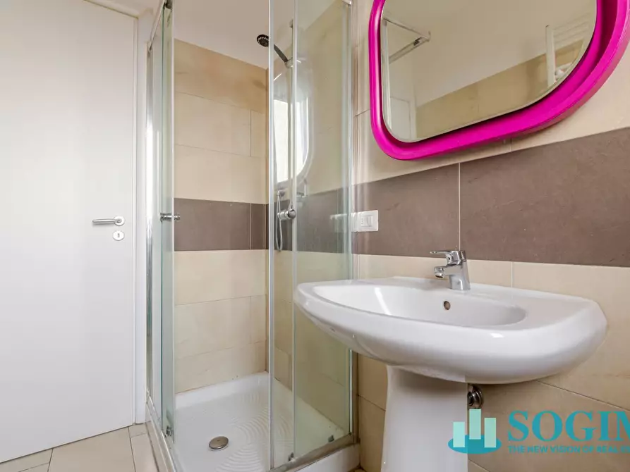 Immagine 25 di Appartamento in affitto  in Via Principe Eugenio a Milano