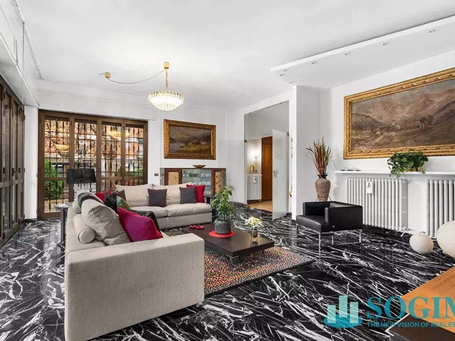 Immagine 3 di Villa in vendita  in via dei partigiani 112 a Cinisello Balsamo