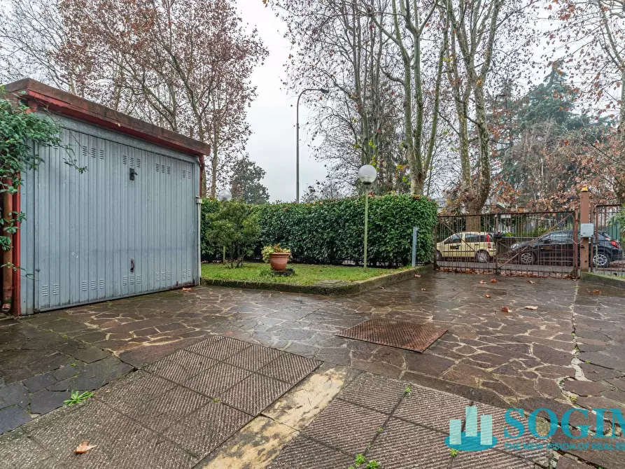 Immagine 43 di Villa in vendita  in via dei partigiani 112 a Cinisello Balsamo