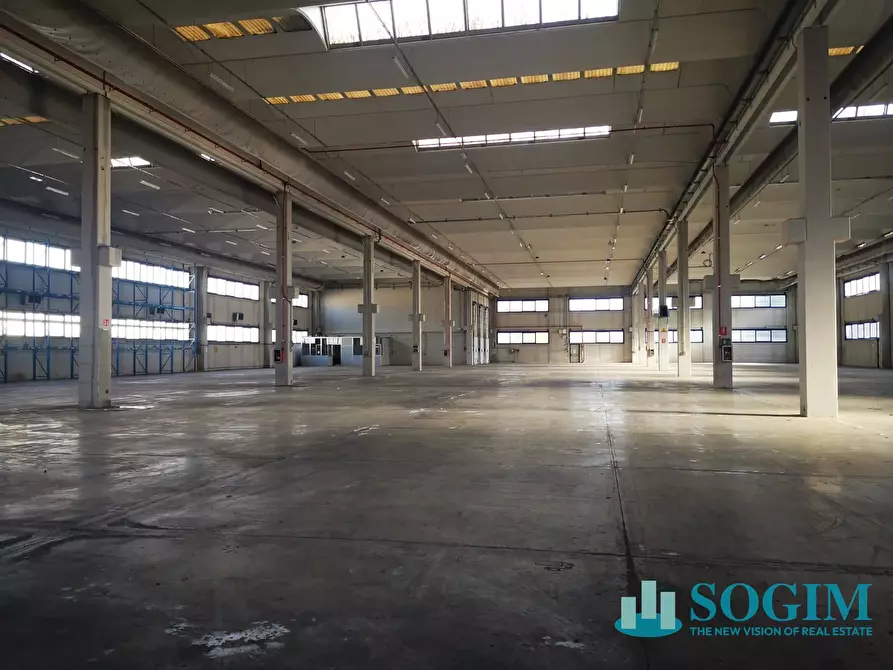 Immagine 8 di Capannone industriale in affitto  in Via Carlo Jucker 20/A a Legnano