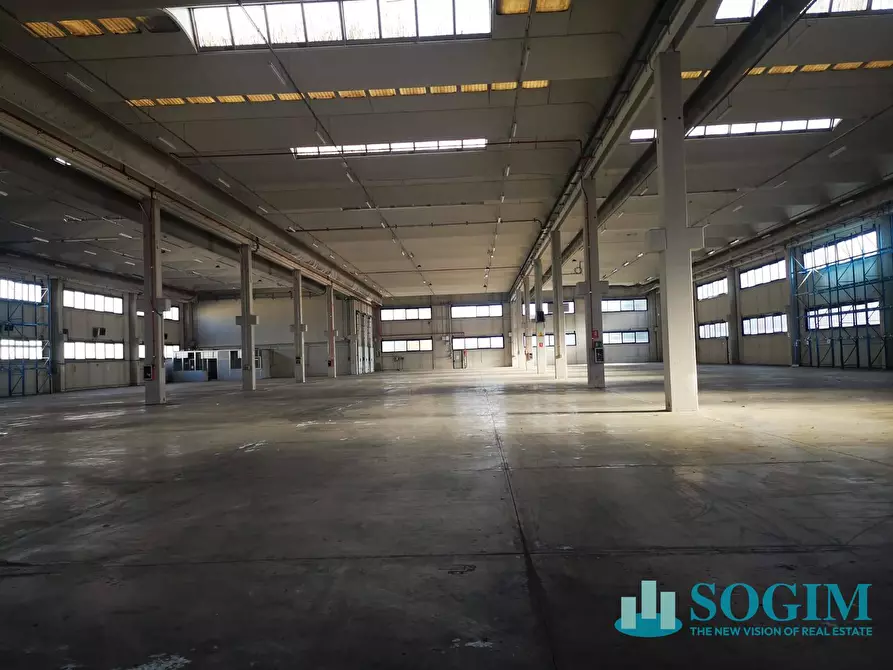 Immagine 9 di Capannone industriale in affitto  in Via Carlo Jucker 20/A a Legnano