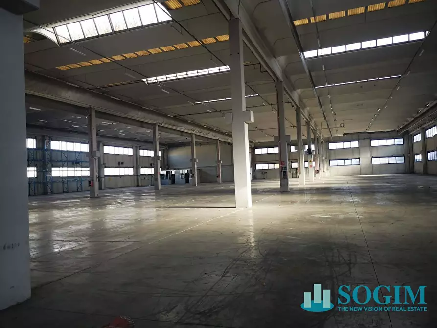 Immagine 11 di Capannone industriale in affitto  in Via Carlo Jucker 20/A a Legnano