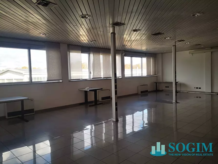 Immagine 30 di Capannone industriale in affitto  in Via Carlo Jucker 20/A a Legnano