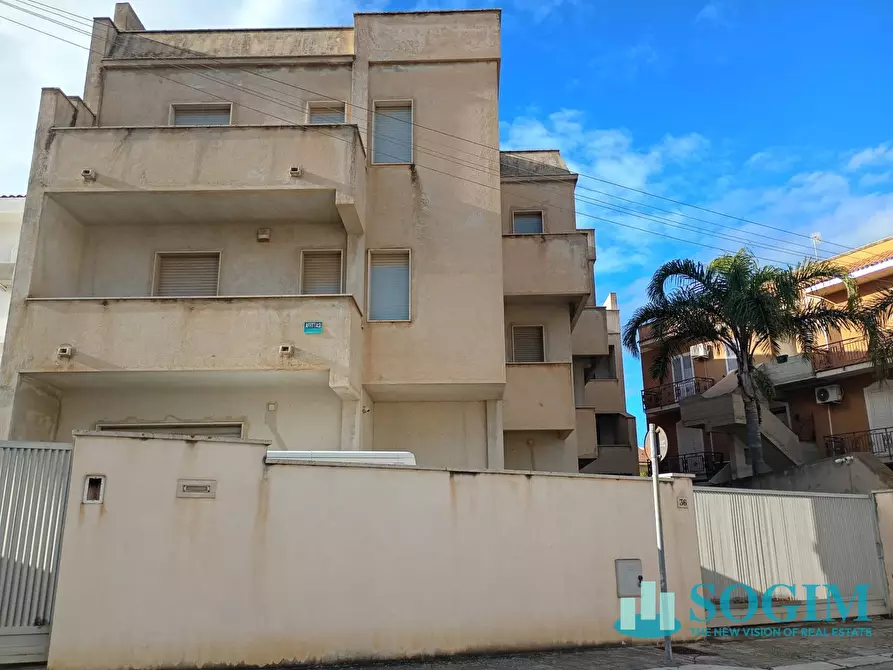 Immagine 1 di Locale commerciale in affitto  in Via Santa Gemma 36/38 a Mazara Del Vallo