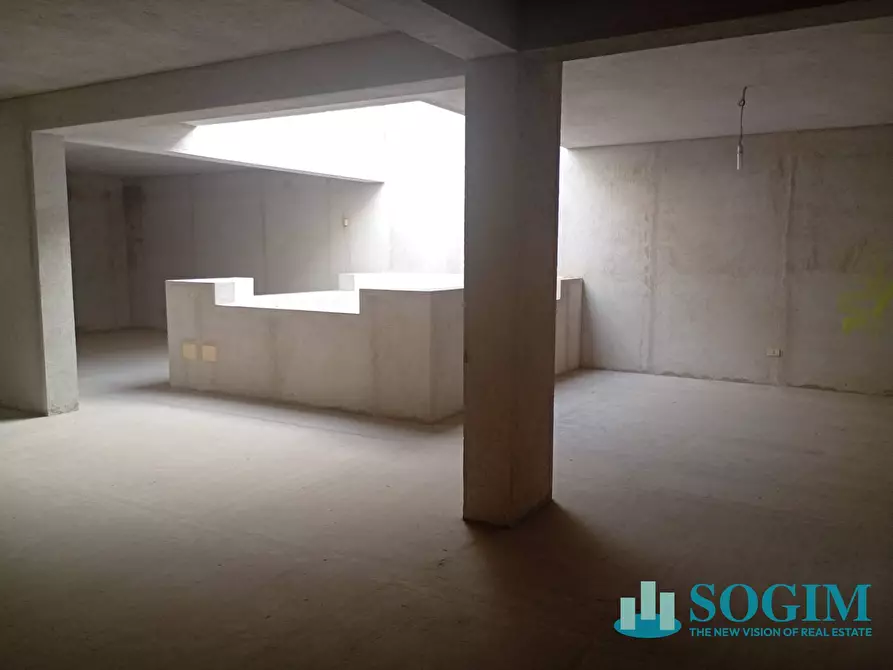 Immagine 9 di Locale commerciale in affitto  in Via Santa Gemma 36/38 a Mazara Del Vallo