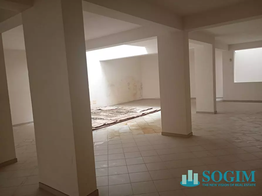 Immagine 11 di Locale commerciale in affitto  in Via Santa Gemma 36/38 a Mazara Del Vallo