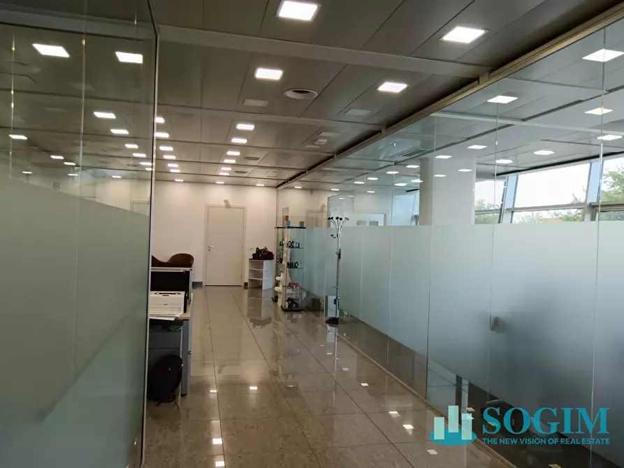 Immagine 4 di Ufficio in affitto  in via Caravaggio 28 a Desio