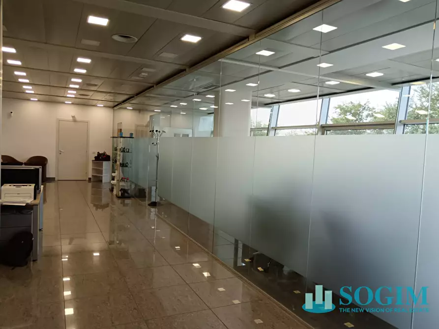 Immagine 7 di Ufficio in affitto  in via Caravaggio 28 a Desio