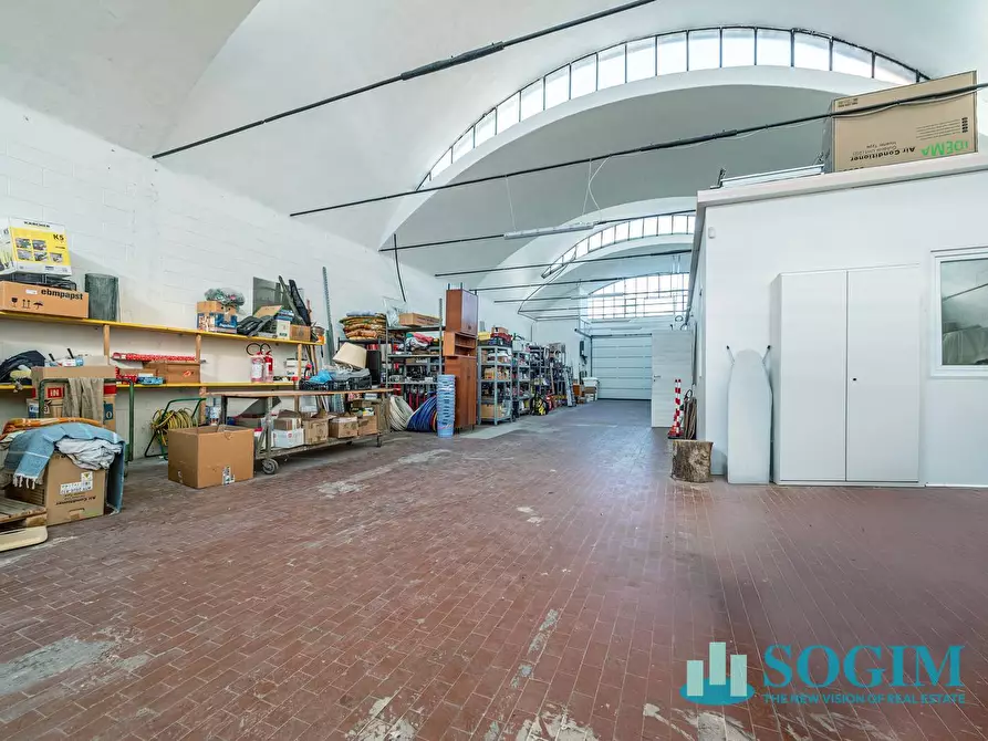 Immagine 15 di Capannone industriale in vendita  in Via carlo Bianchi a Inverigo