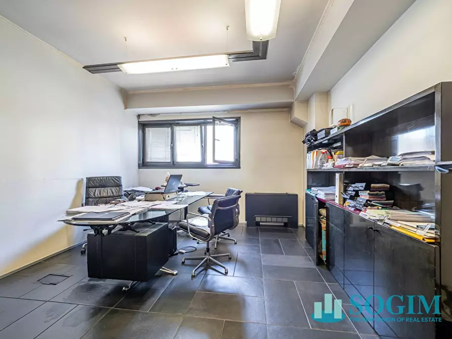 Immagine 6 di Capannone industriale in vendita  in Via Lenticchia a Como