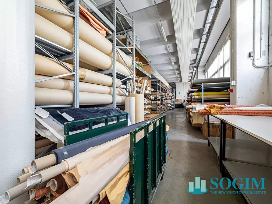 Immagine 24 di Capannone industriale in vendita  in Via Lenticchia a Como