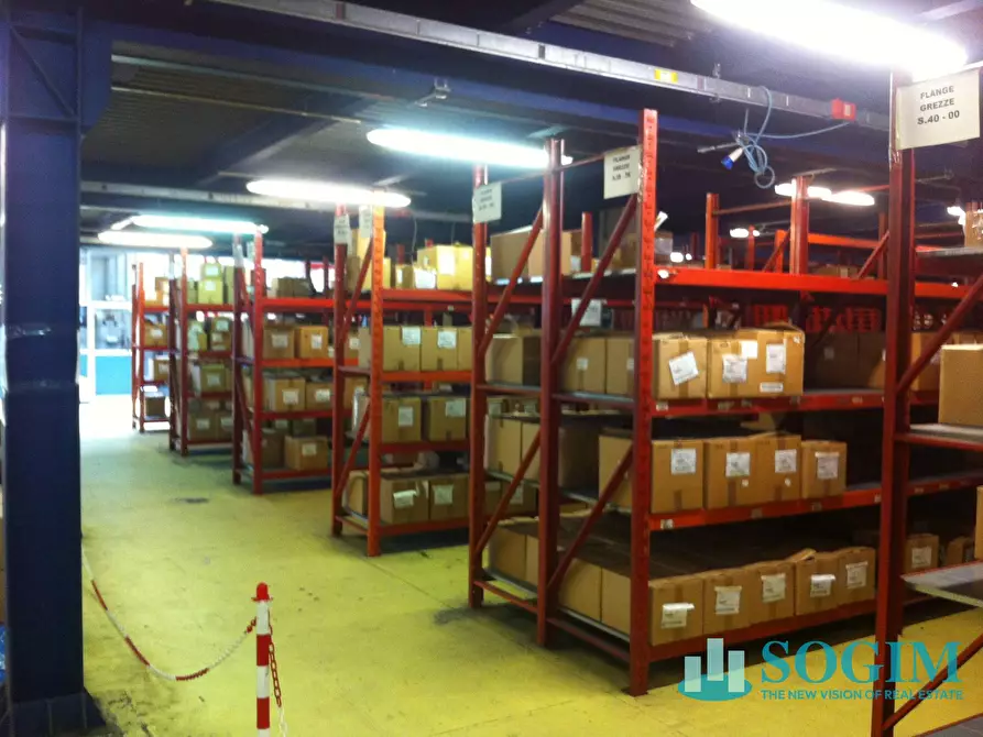 Immagine 4 di Capannone industriale in vendita  in Via Aquileia a Baranzate