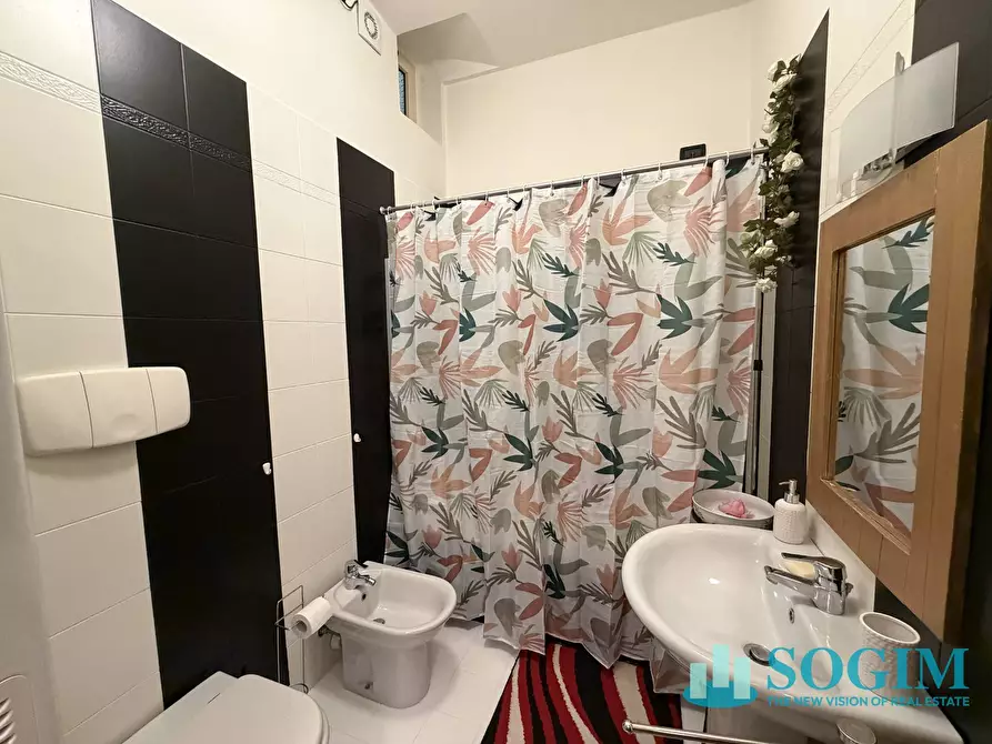 Immagine 15 di Appartamento in affitto  in piazza San Fedele a Como