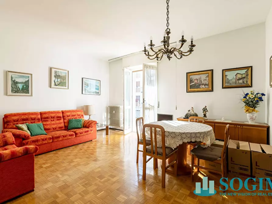 Immagine 2 di Appartamento in vendita  in Via Monsignore Claudio Guidani 6 a Cernusco Sul Naviglio