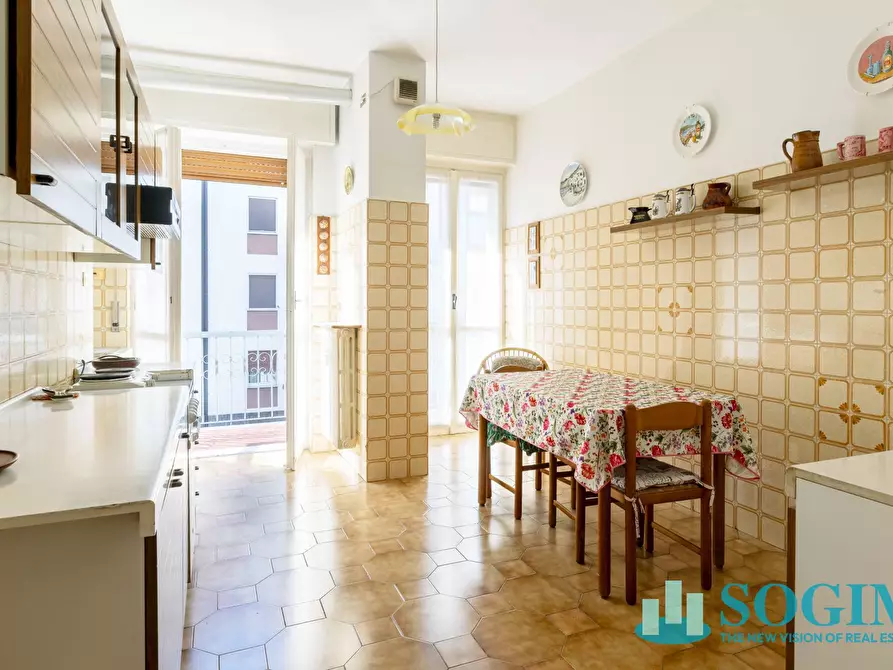 Immagine 13 di Appartamento in vendita  in Via Monsignore Claudio Guidani 6 a Cernusco Sul Naviglio