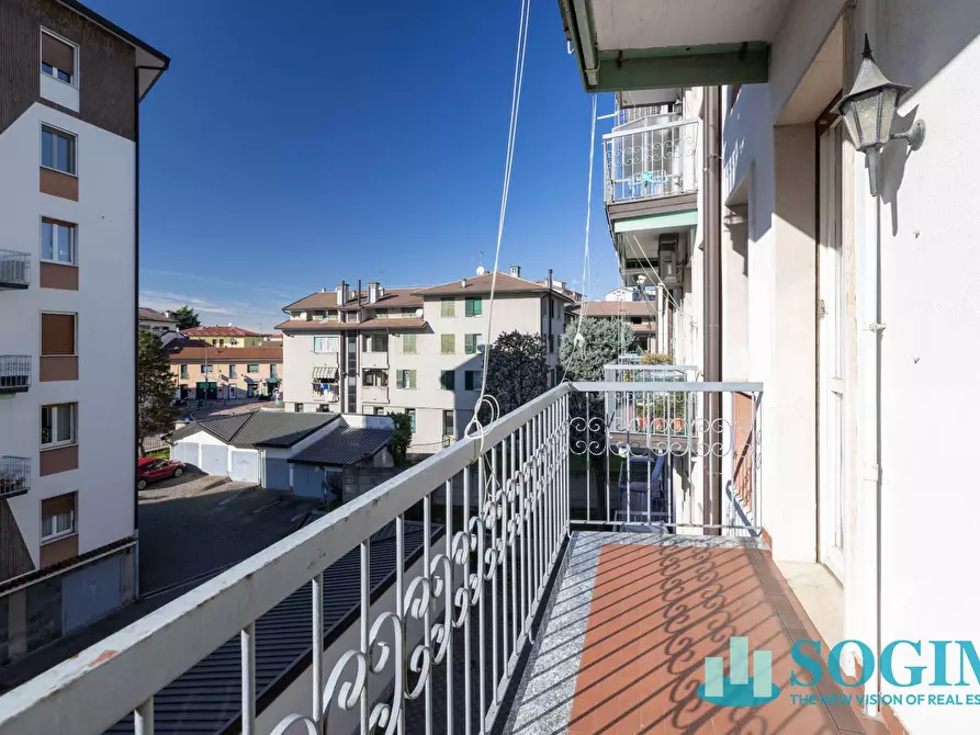 Immagine 20 di Appartamento in vendita  in Via Monsignore Claudio Guidani 6 a Cernusco Sul Naviglio