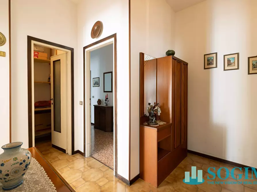 Immagine 39 di Appartamento in vendita  in Via Monsignore Claudio Guidani 6 a Cernusco Sul Naviglio