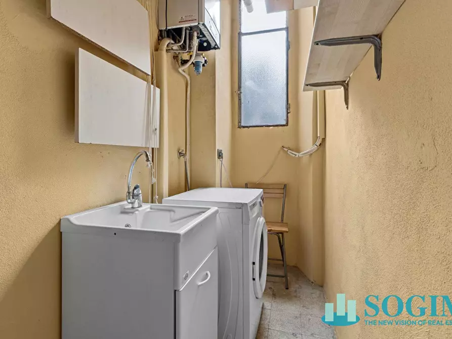 Immagine 17 di Appartamento in vendita  in Via Alserio 17 a Milano