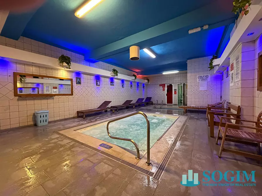 Immagine 15 di Locale commerciale in vendita  in Via Domenico Fiorani 74 a Sesto San Giovanni