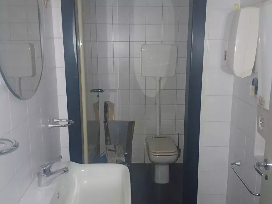 Immagine 4 di Ufficio in vendita  in via conte camillo benso di cavour 35 a Cernusco Sul Naviglio