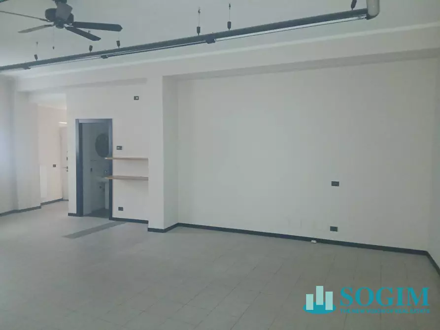 Immagine 5 di Ufficio in vendita  in via conte camillo benso di cavour 35 a Cernusco Sul Naviglio
