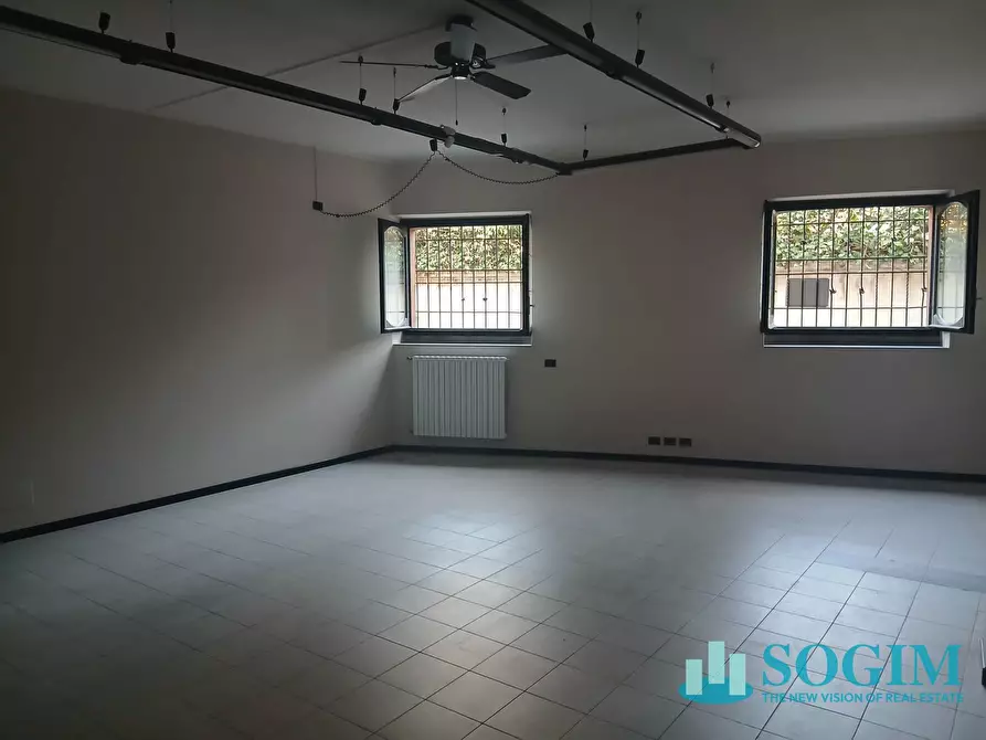 Immagine 9 di Ufficio in vendita  in via conte camillo benso di cavour 35 a Cernusco Sul Naviglio