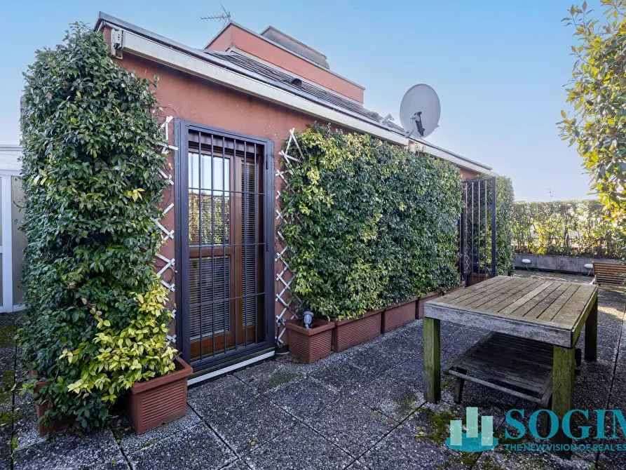 Immagine 17 di Attico in vendita  in Via Ambrosini 3 a Monza