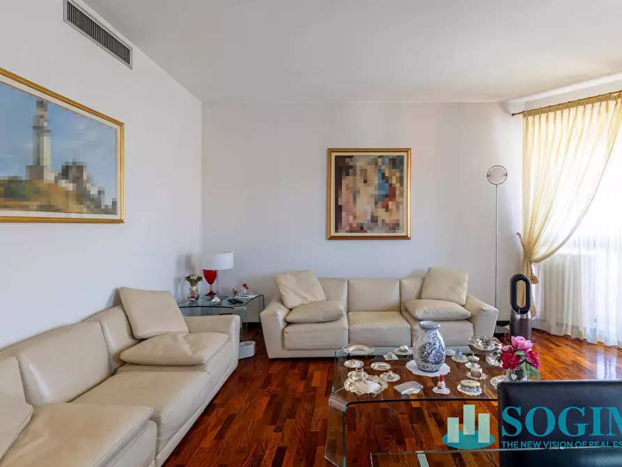 Immagine 2 di Attico in vendita  in Via Ambrosini 3 a Monza