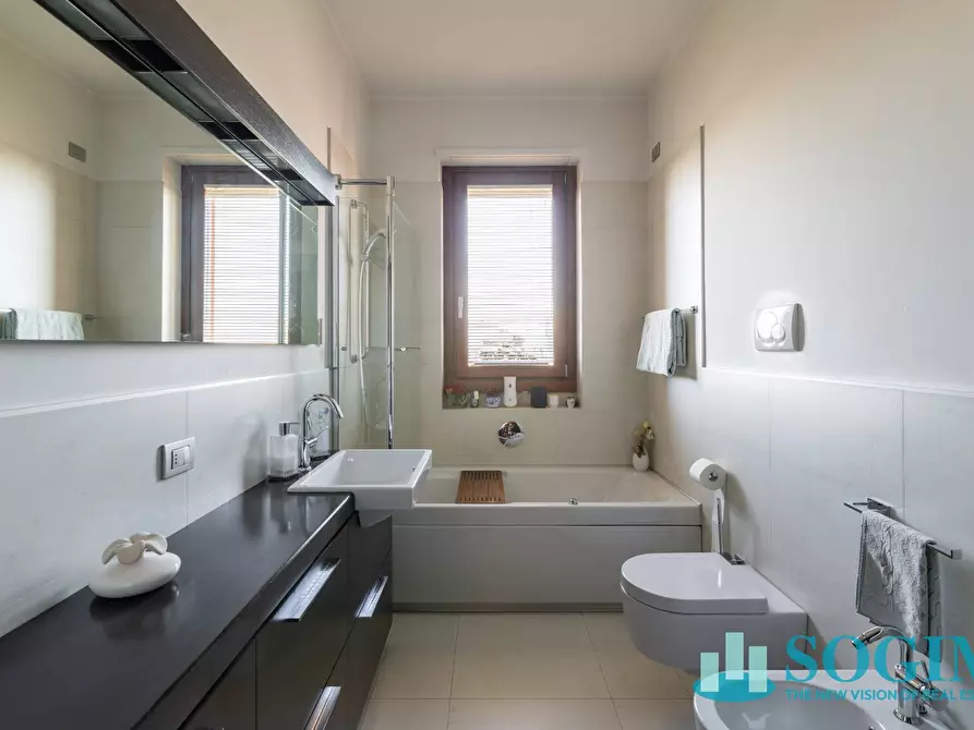 Immagine 31 di Attico in vendita  in Via Ambrosini 3 a Monza