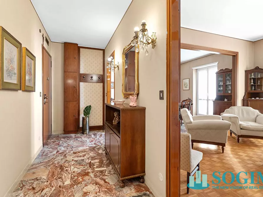 Immagine 8 di Appartamento in vendita  in Via Montello 28 a Sesto San Giovanni