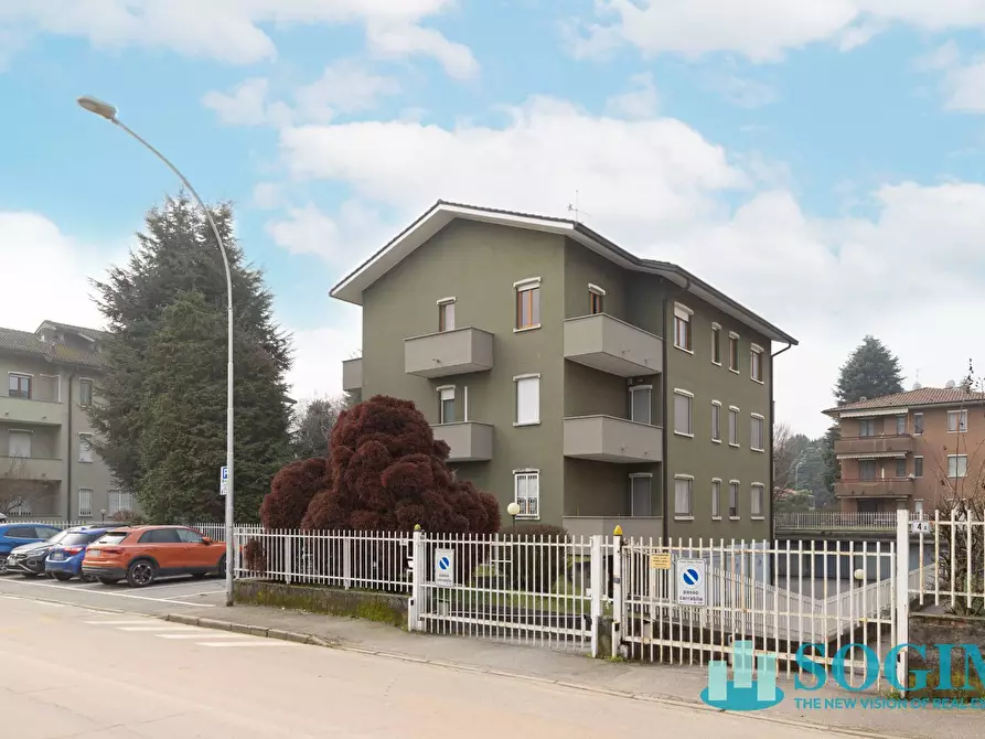 Immagine 2 di Appartamento in vendita  a Burago Di Molgora