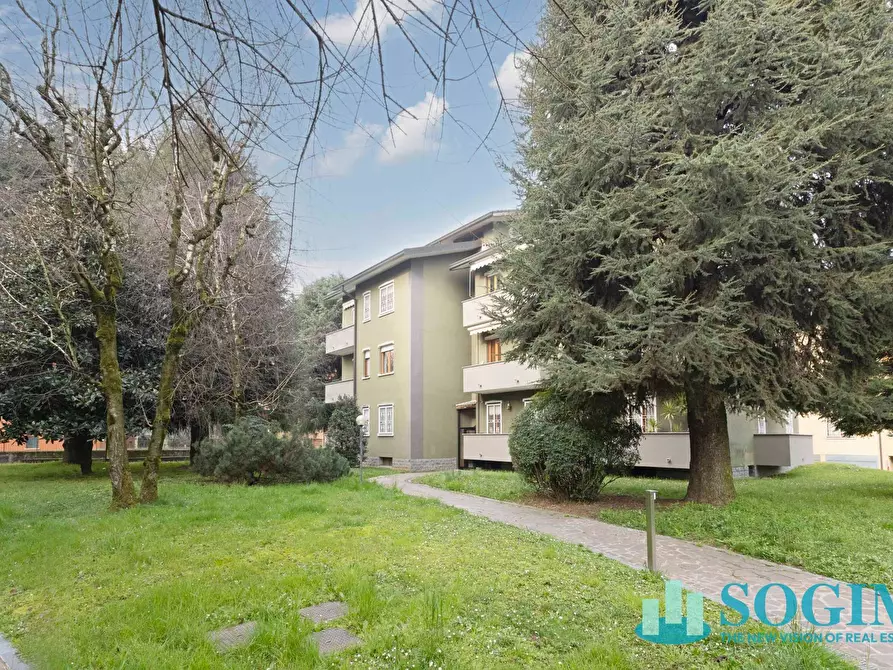 Immagine 38 di Appartamento in vendita  a Burago Di Molgora