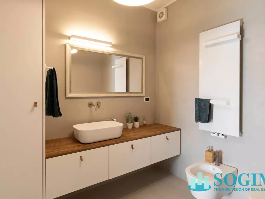 Immagine 22 di Appartamento in vendita  in Vicolo Borghetto 11 a Monza