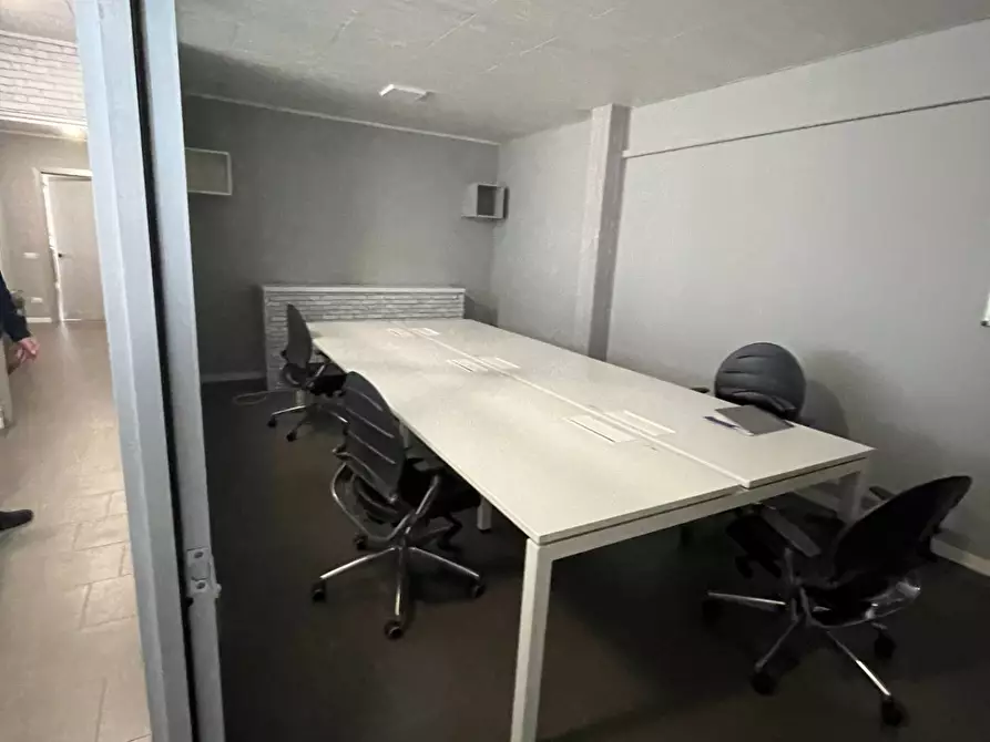 Immagine 18 di Capannone industriale in vendita  in Via Leonardo da Vinci a Trezzano Sul Naviglio