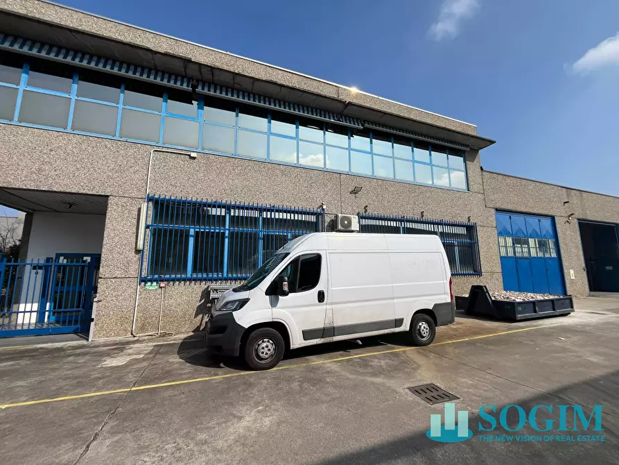 Immagine 26 di Capannone industriale in vendita  in Via Leonardo da Vinci a Trezzano Sul Naviglio