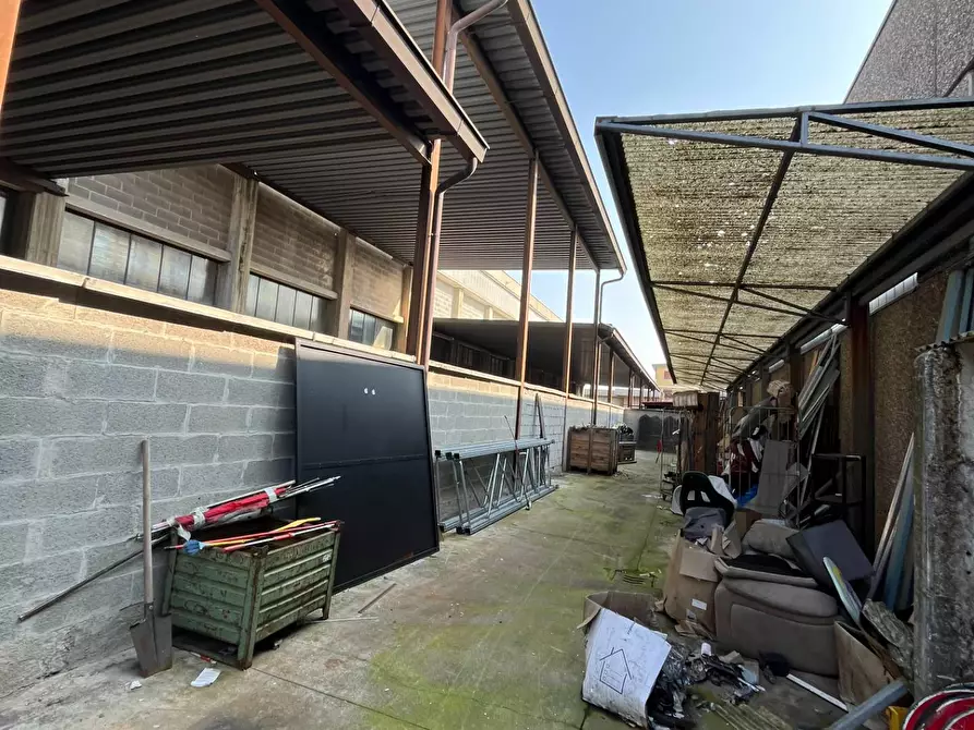 Immagine 29 di Capannone industriale in vendita  in Via Leonardo da Vinci a Trezzano Sul Naviglio
