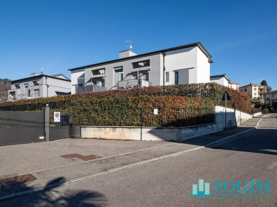 Immagine 20 di Appartamento in vendita  in Via Giovanni XXIII a Bizzarone