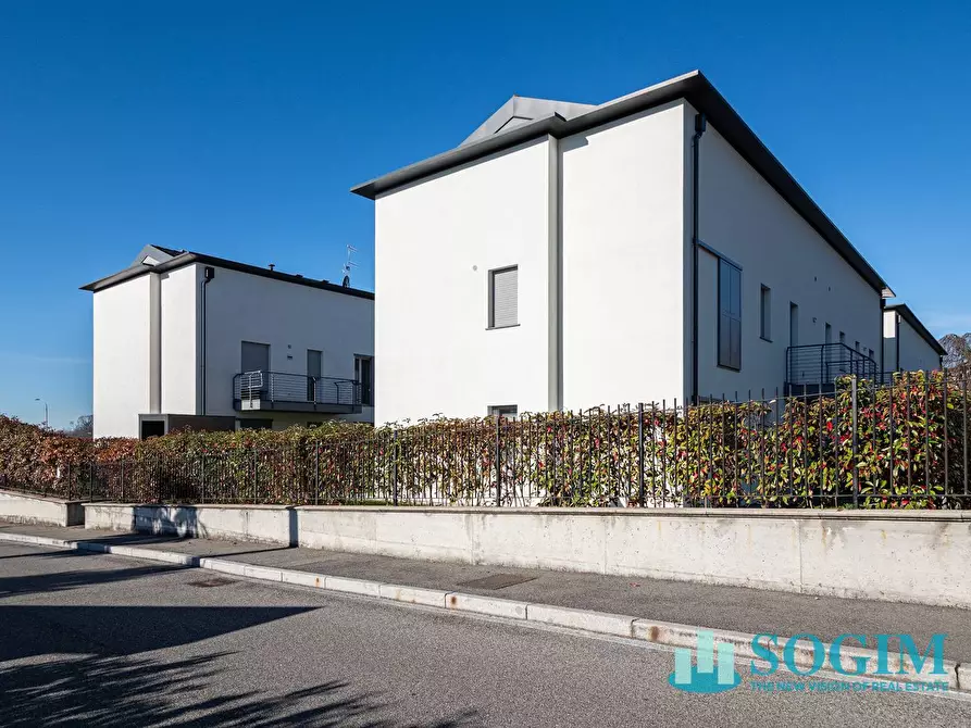 Immagine 21 di Appartamento in vendita  in Via Giovanni XXIII a Bizzarone