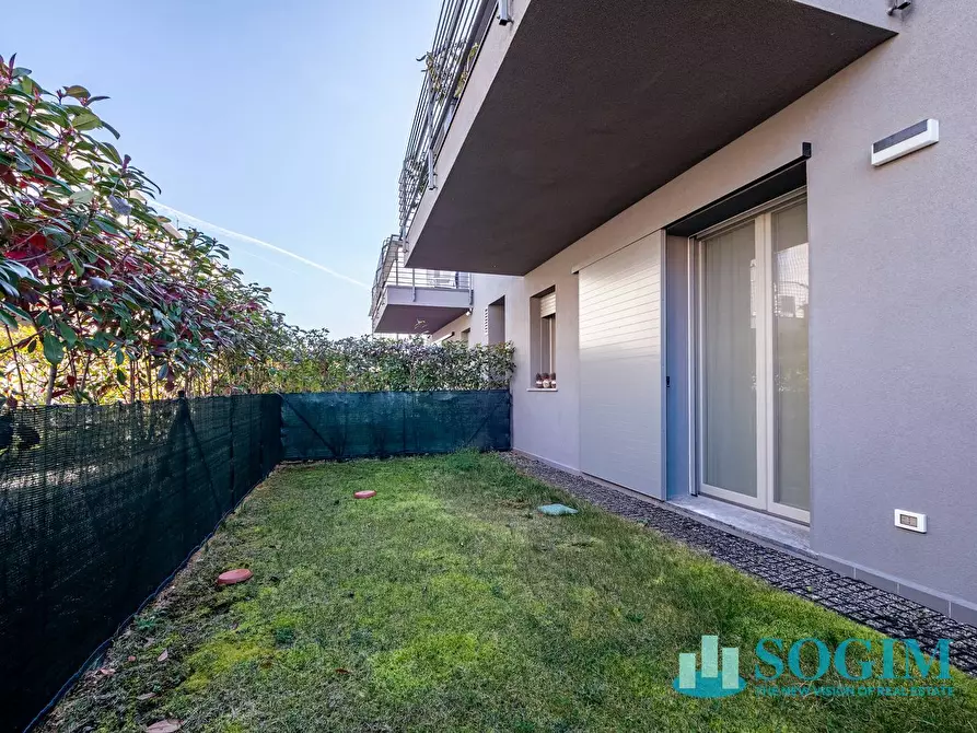 Immagine 15 di Appartamento in vendita  in Via Giovanni XXIII a Bizzarone