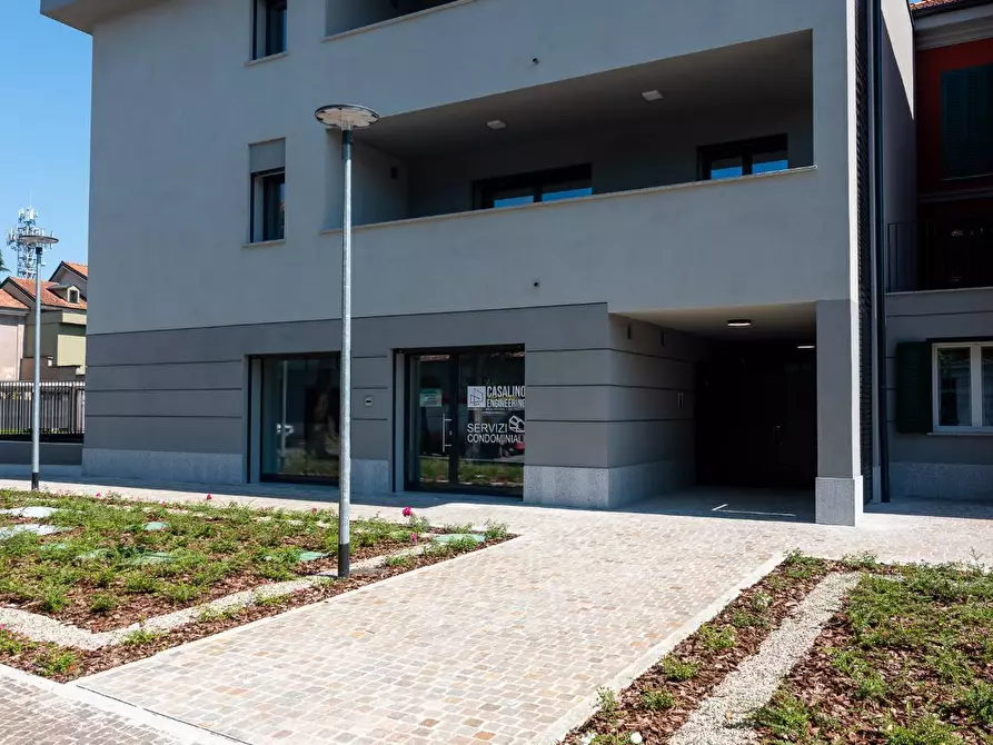 Immagine 19 di Box auto in vendita  in via trento 2 a Mariano Comense