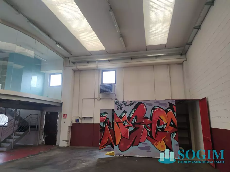 Immagine 2 di Capannone industriale in vendita  in Via Piave 39 a Treviolo