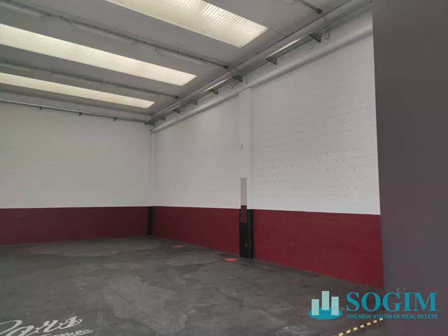 Immagine 4 di Capannone industriale in vendita  in Via Piave 39 a Treviolo