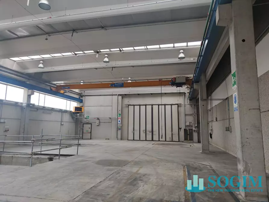 Immagine 3 di Capannone industriale in vendita  in via budriago 17 a Carvico