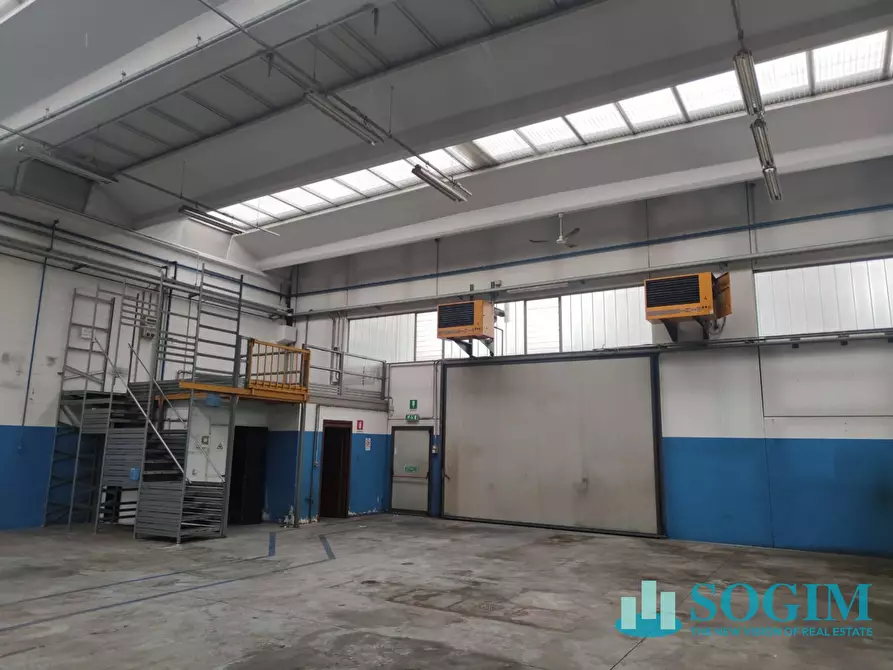 Immagine 6 di Capannone industriale in vendita  in via budriago 17 a Carvico